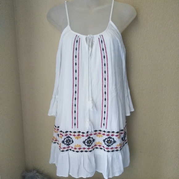 Exist Dresses & Skirts - Cold shoulder boho white dress size small